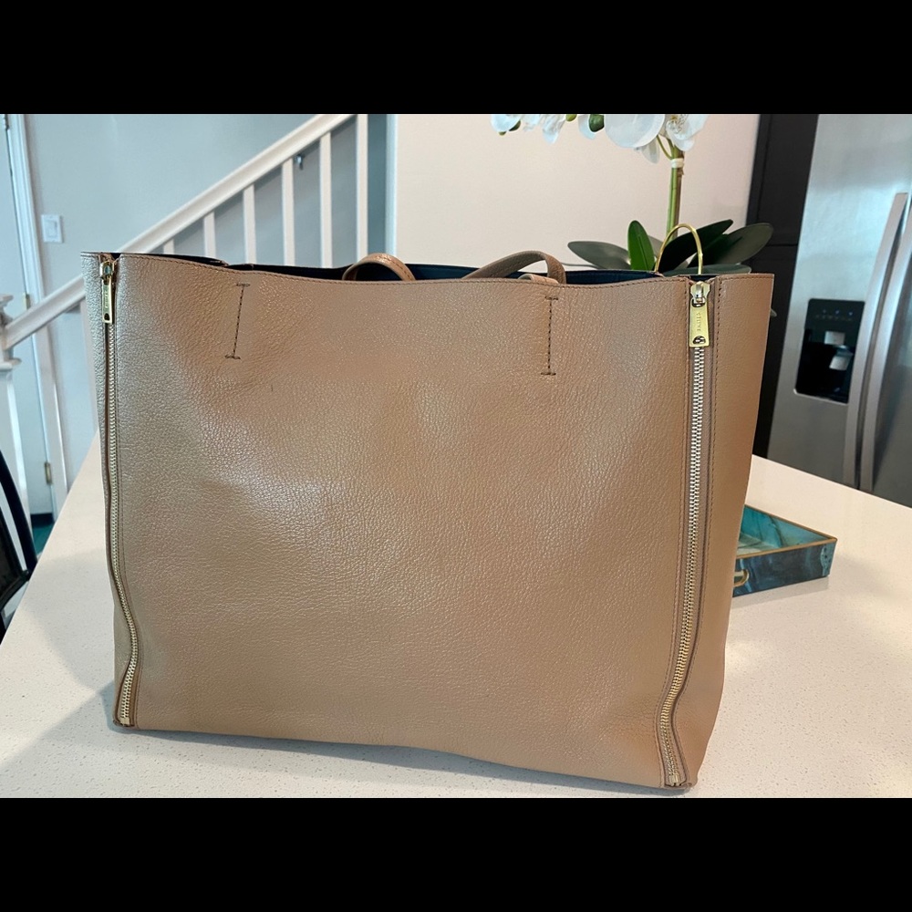 Celine Tote Bag - Picture 8 of 8